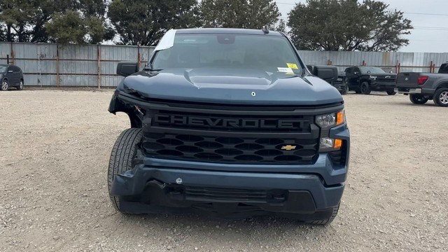 2024 Chevrolet Silverado - photo 7