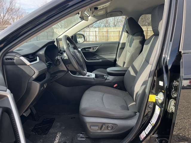 2021 Toyota RAV4 - photo 11