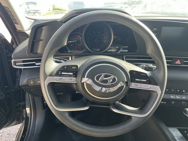 2023 Hyundai Elantra - photo 17
