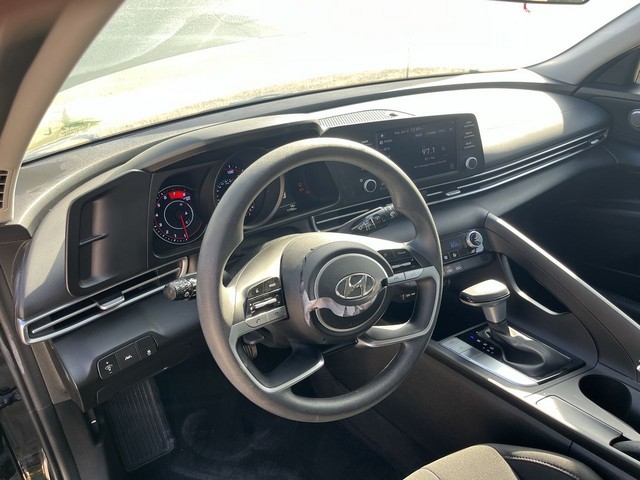 2023 Hyundai Elantra - photo 20