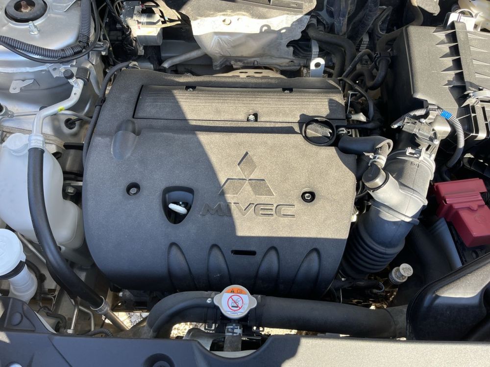 2024 Mitsubishi Outlander - photo 11