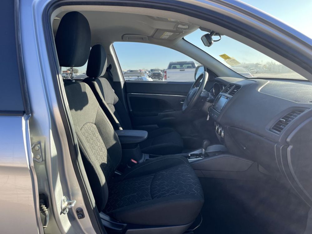 2024 Mitsubishi Outlander - photo 24