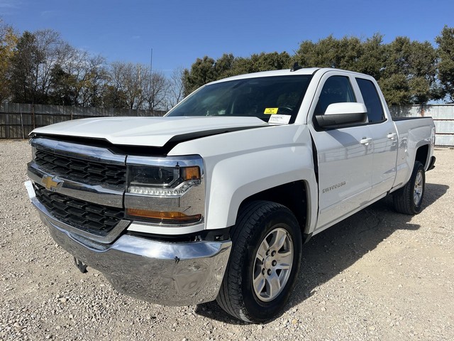 2019 Chevrolet Silverado - photo 1
