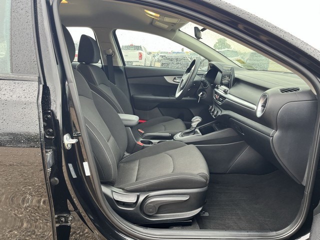 2024 Kia FORTE LXS - photo 24