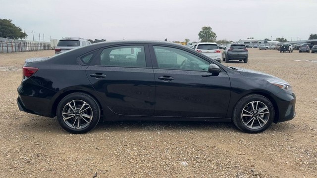 2024 Kia FORTE LXS - photo 6