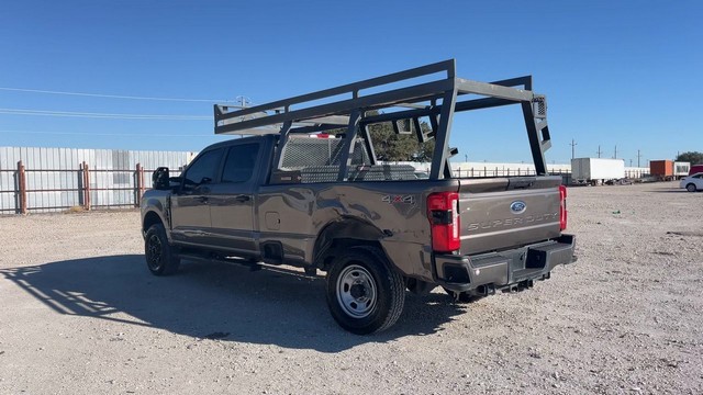 2023 Ford F350 - photo 3