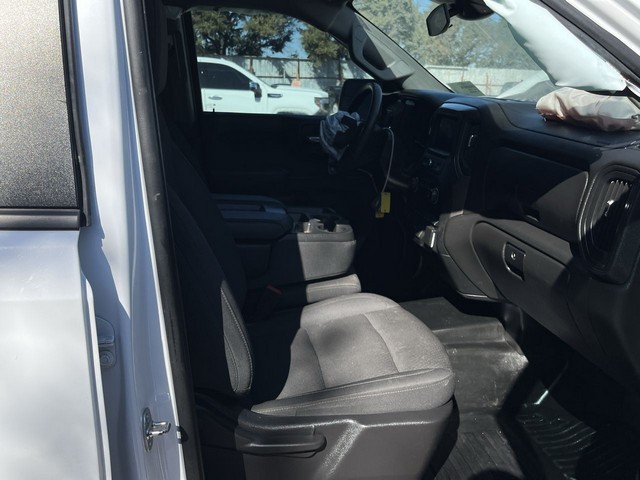 2024 Chevrolet Silverado - photo 24