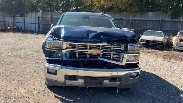 2015 Chevrolet 1500 CREW 4WD LTZ - photo 8
