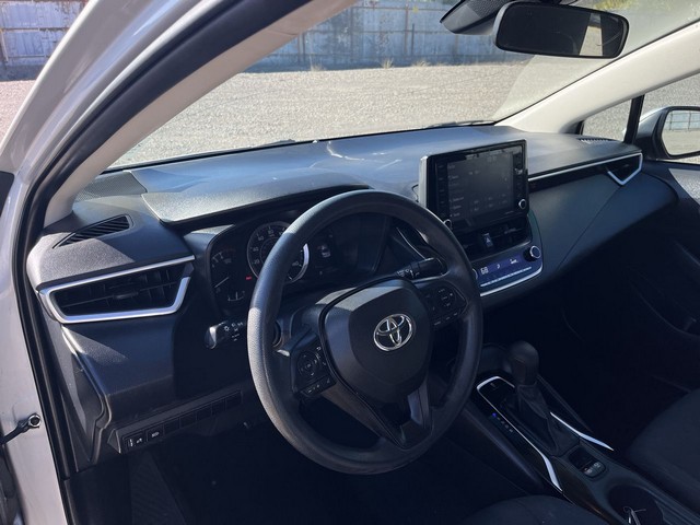 2022 Toyota COROLLA LE - photo 17