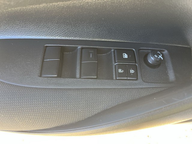 2022 Toyota COROLLA LE - photo 20