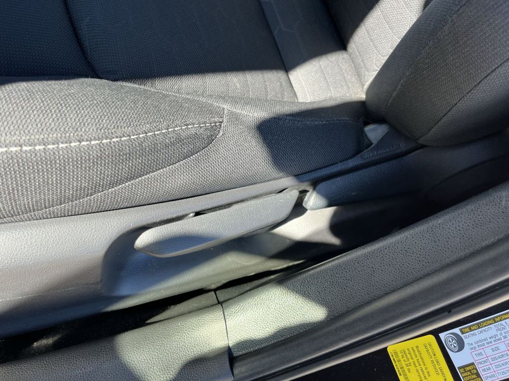2025 Toyota Corolla - photo 22
