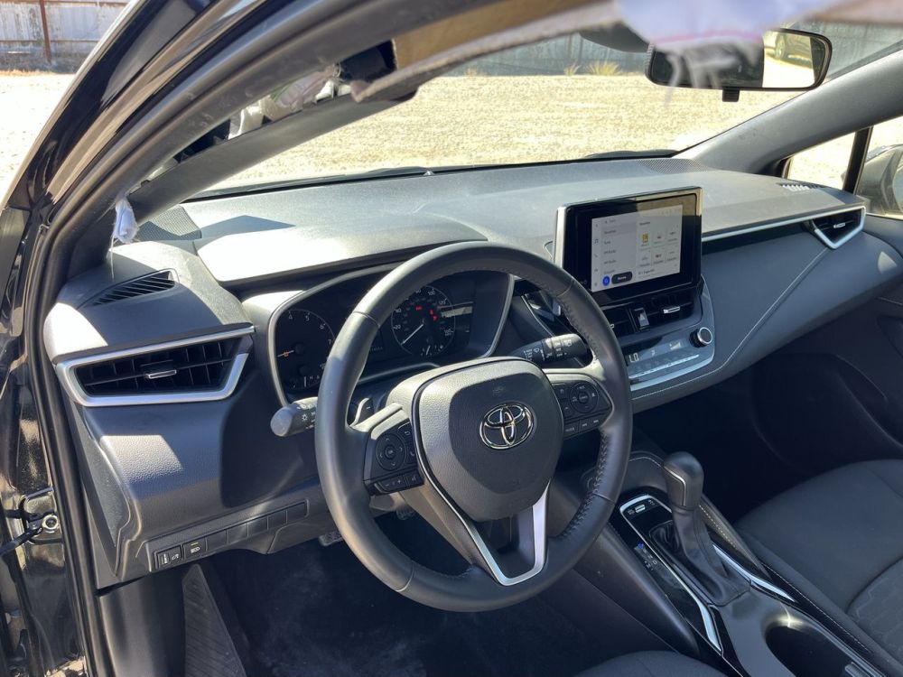 2025 Toyota Corolla - photo 23
