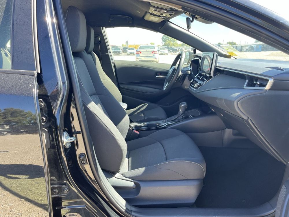 2025 Toyota Corolla - photo 24