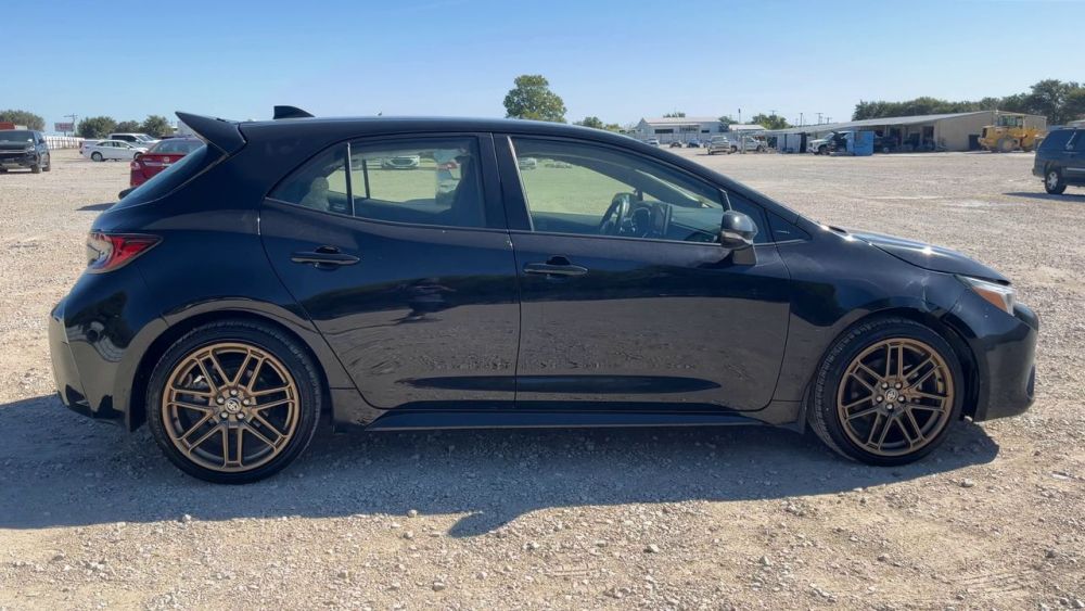 2025 Toyota Corolla - photo 6