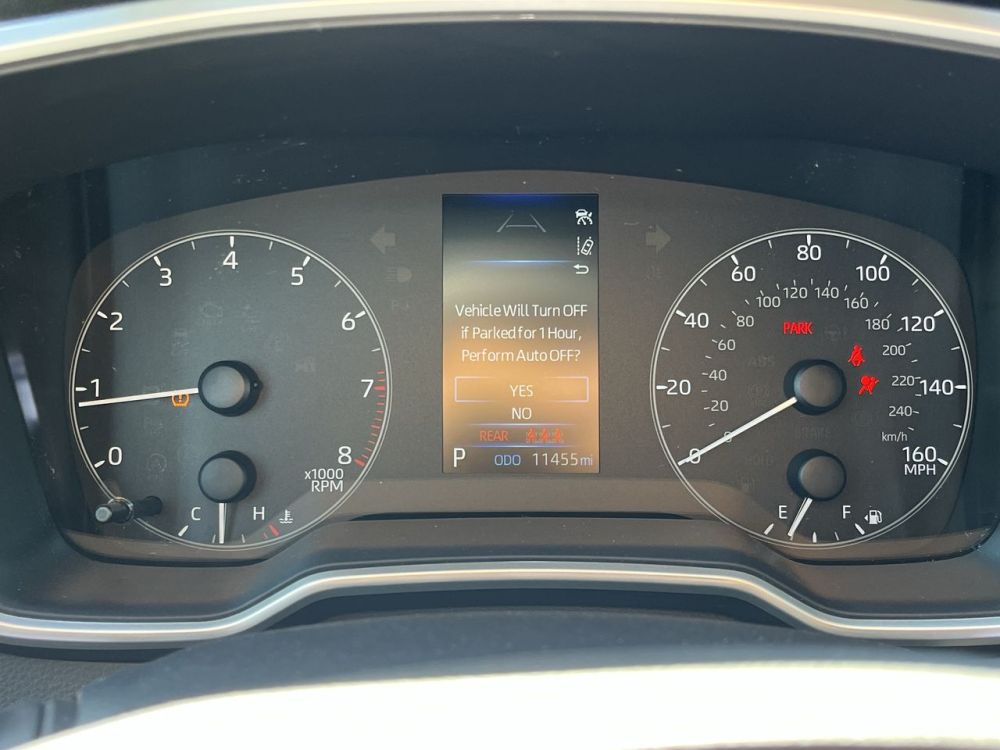 2025 Toyota Corolla - photo 9