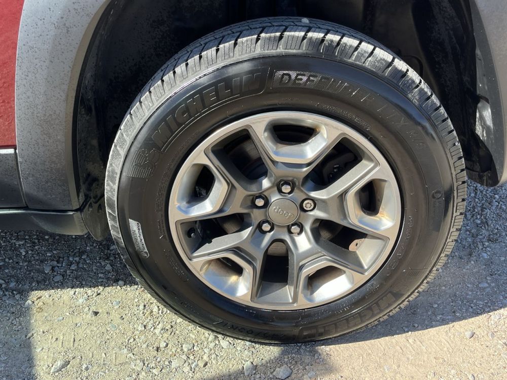 2019 Jeep CHEROKEE - photo 18