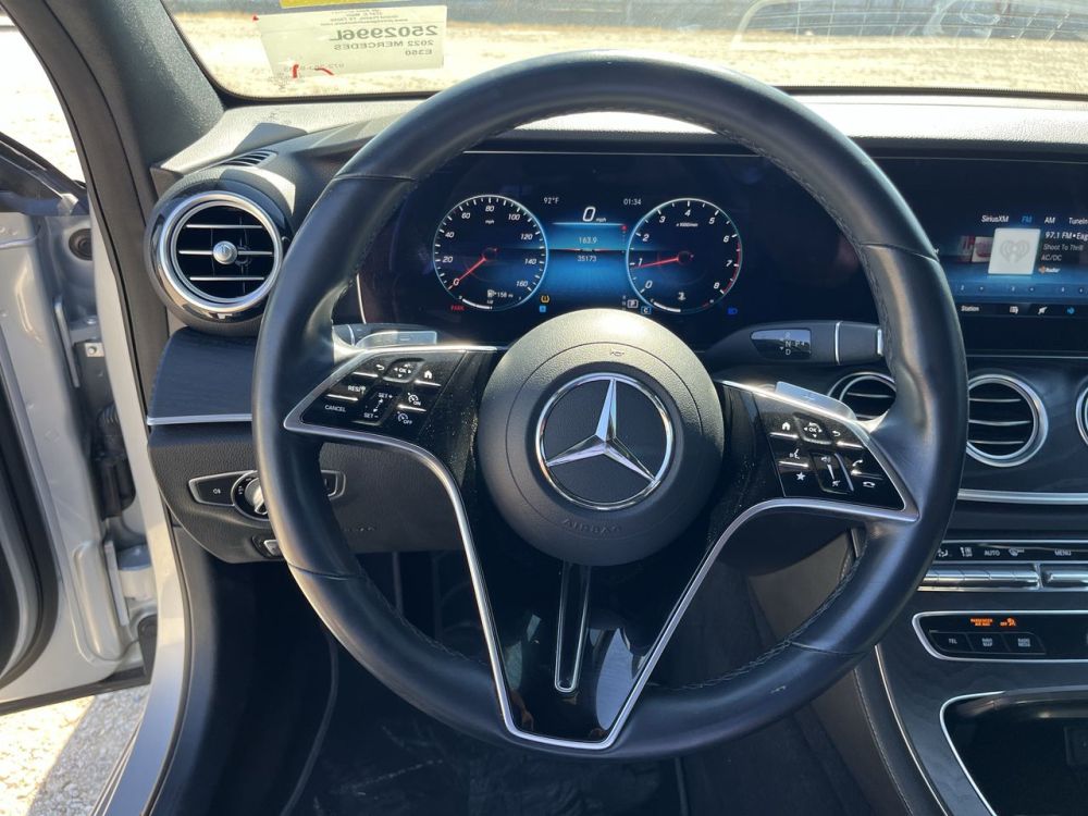2022 Mercedes-Benz E350 - photo 16
