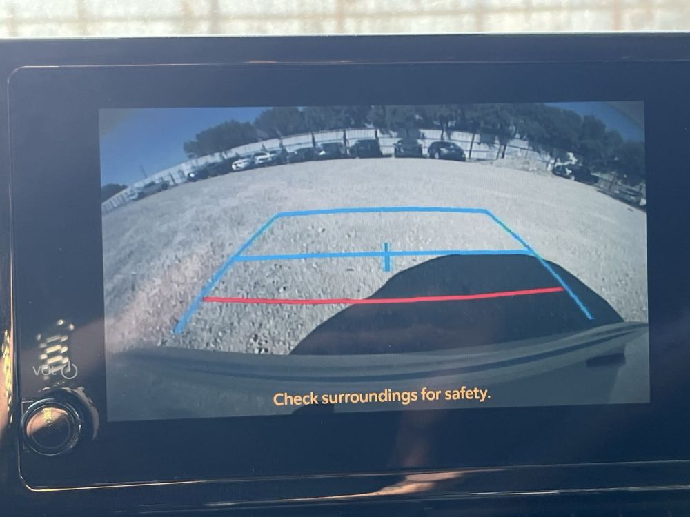 2025 Toyota Corolla - photo 13