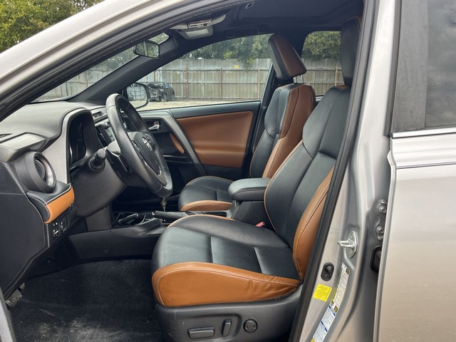 2016 Toyota RAV4 - photo 16