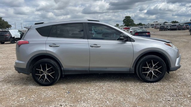2016 Toyota RAV4 - photo 6