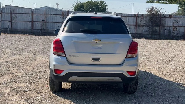 2021 Chevrolet Trax - photo 4