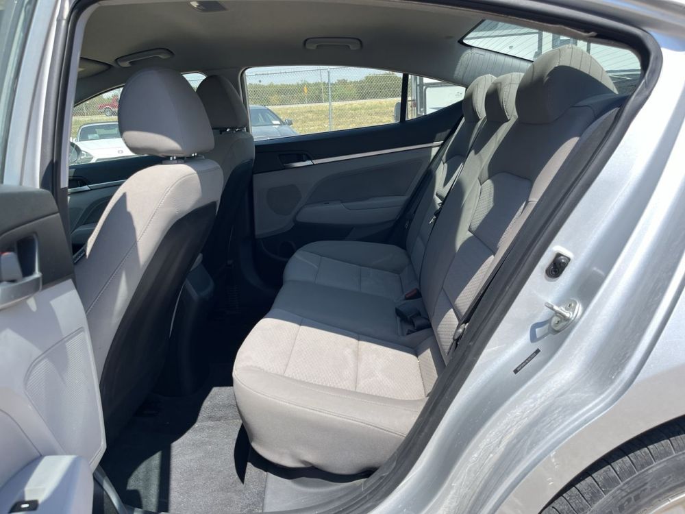2020 Hyundai ELANTRA SEL - photo 23