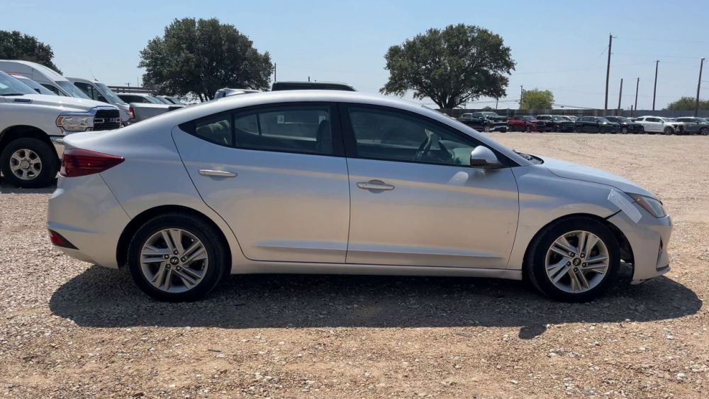 2020 Hyundai ELANTRA SEL - photo 6