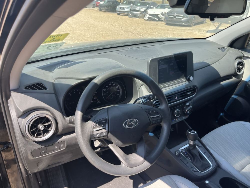 2022 Hyundai KONA SEL - photo 17
