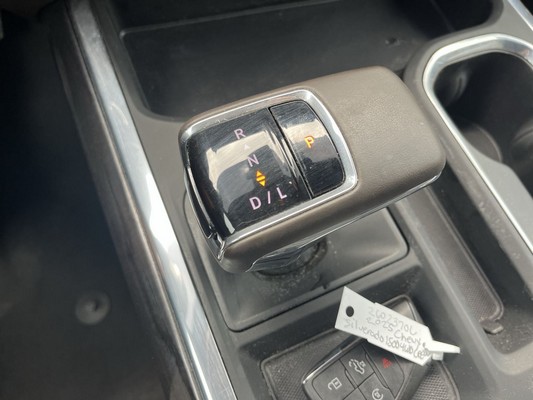 2025 Chevrolet Silverado - photo 16