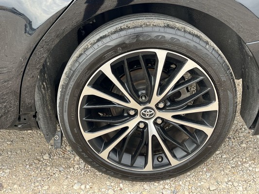 2018 Toyota Camry - photo 17