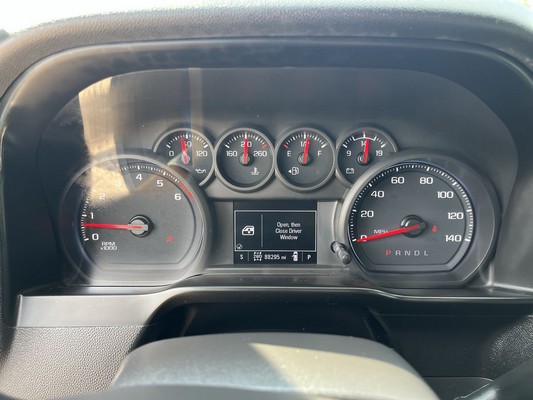 2021 Chevrolet Silverado - photo 12