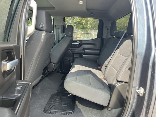 2021 Chevrolet Silverado - photo 19