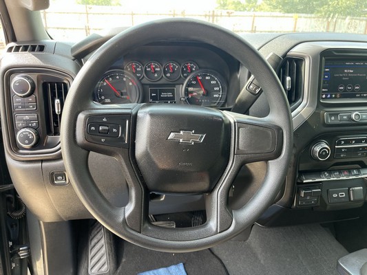 2021 Chevrolet Silverado - photo 9