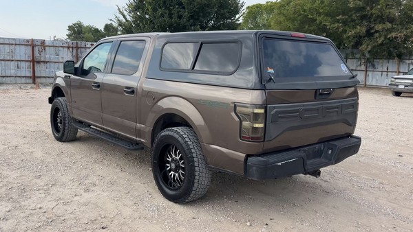2016 Ford F150 - photo 3