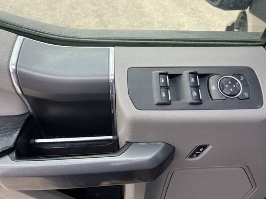 2016 Ford F150 - photo 21