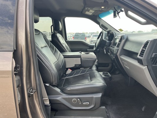 2016 Ford F150 - photo 24