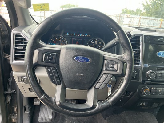 2016 Ford F150 - photo 9