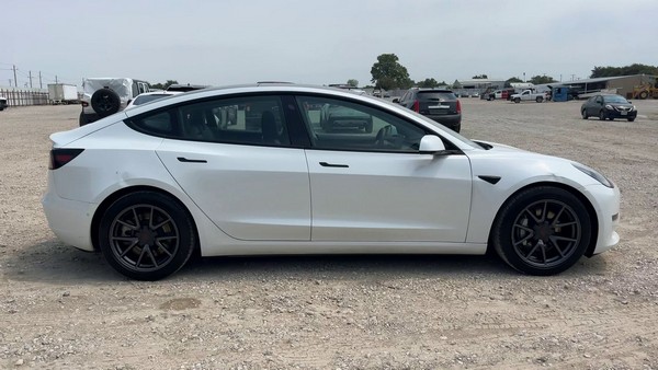 2022 Tesla Motors Model - photo 6