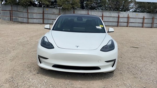 2022 Tesla Motors Model - photo 8