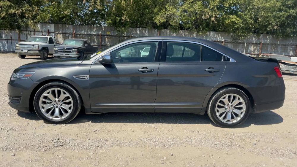 2018 Ford TAURUS LIMITED - photo 2