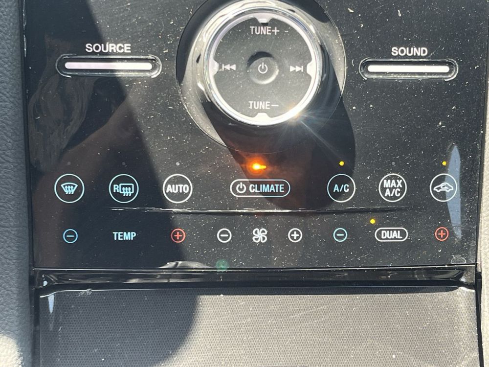 2018 Ford TAURUS LIMITED - photo 16