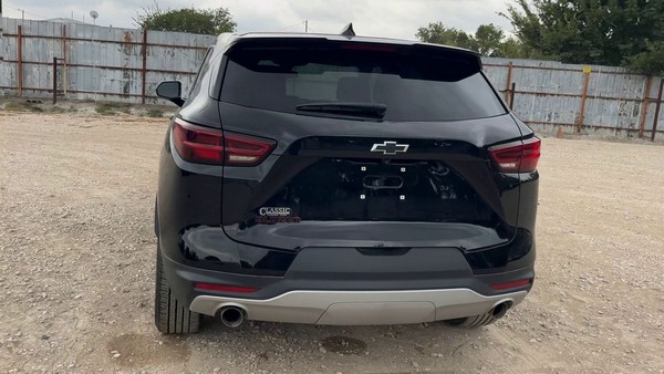 2025 Chevrolet Blazer - photo 4