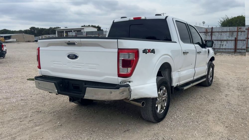 2023 Ford F150 CREW 4WD LARIAT - photo 5