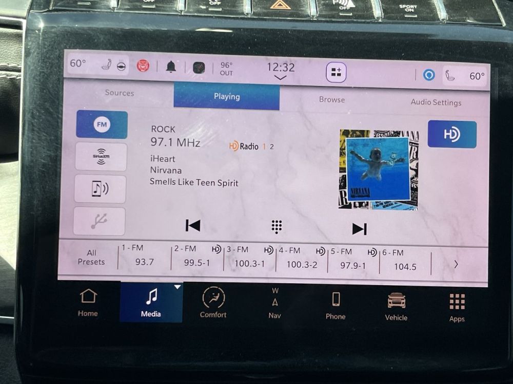 2022 Jeep GRAND CHEROKEE L LIMITED - photo 13