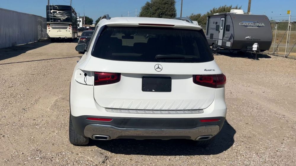 2021 Mercedes-Benz GLB 250 4MATIC - photo 4