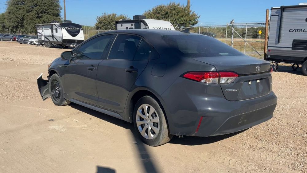 2025 Toyota COROLLA LE - photo 3