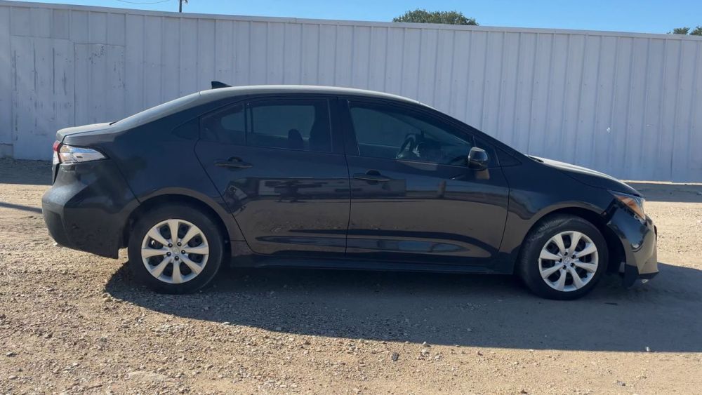 2025 Toyota COROLLA LE - photo 6