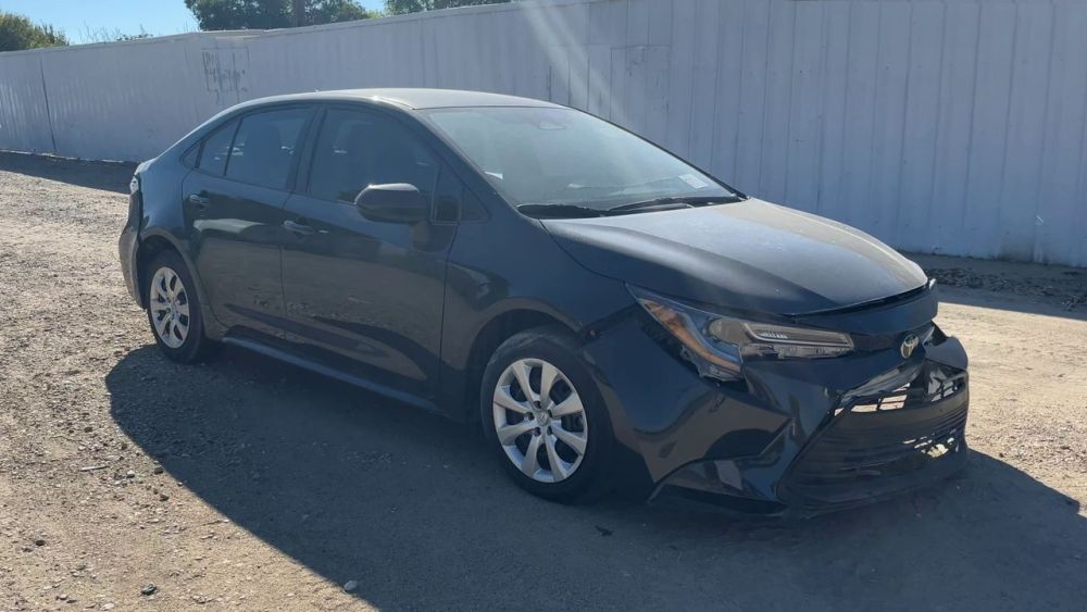 2025 Toyota COROLLA LE - photo 7