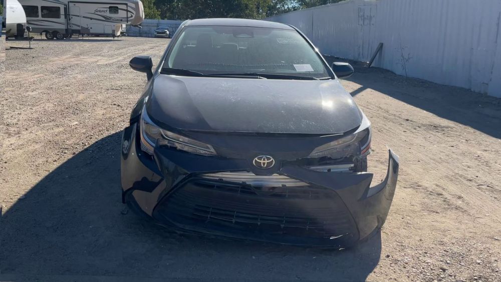 2025 Toyota COROLLA LE - photo 8