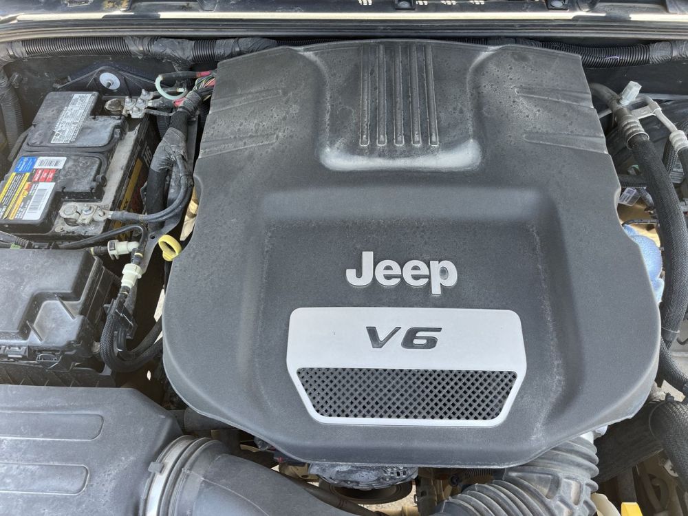 2017 Jeep WRANGLER - photo 11